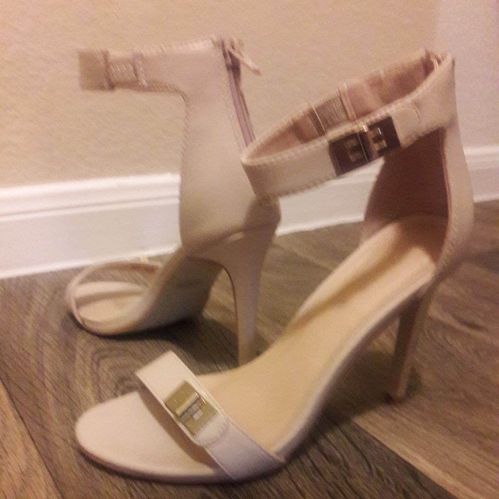 Womens nude color heels